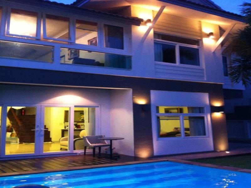Villa Panwa Bagian luar foto