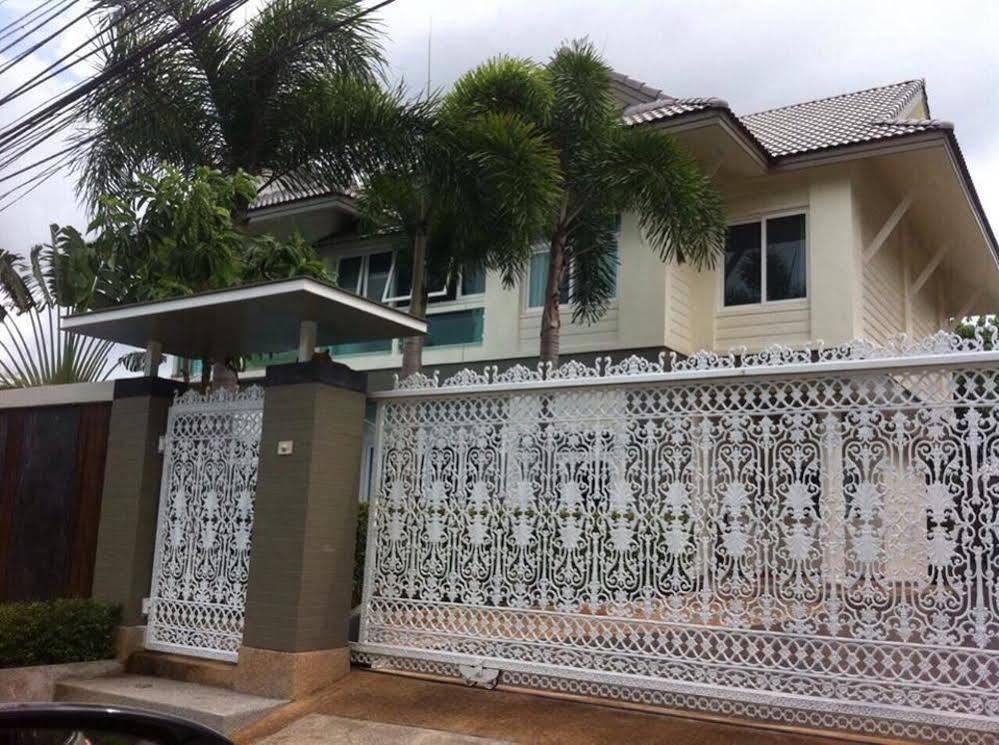 Villa Panwa Bagian luar foto