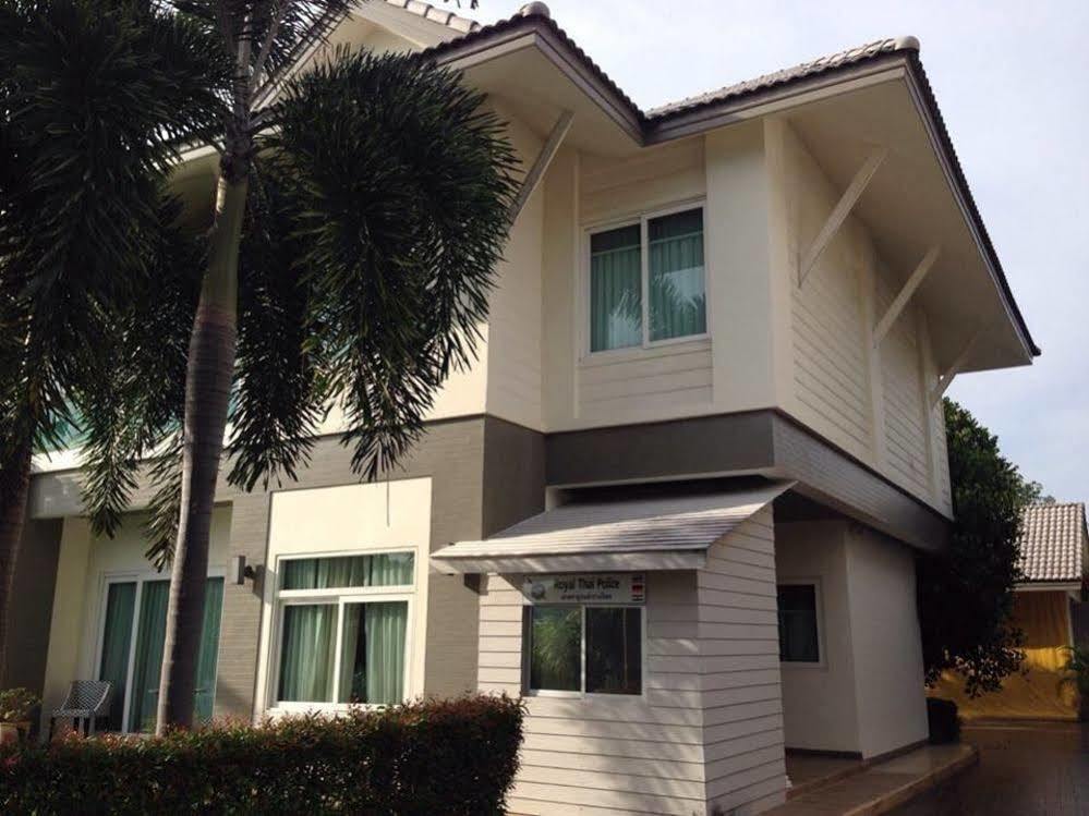 Villa Panwa Bagian luar foto