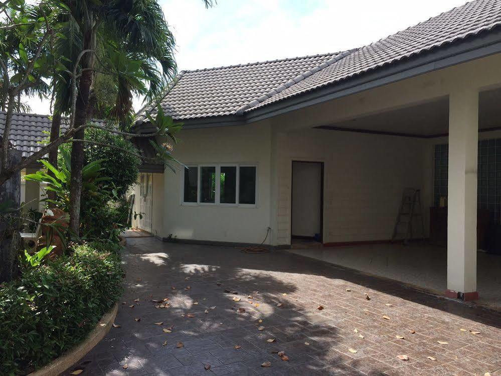 Villa Panwa Bagian luar foto
