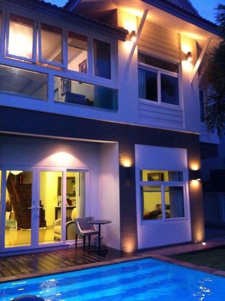 Villa Panwa Bagian luar foto
